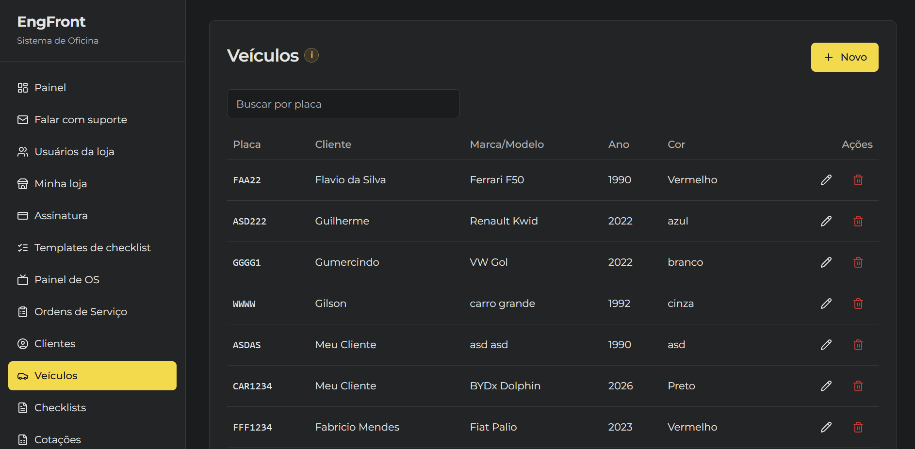 Lista de veículos cadastrados na EngFront com busca por placa